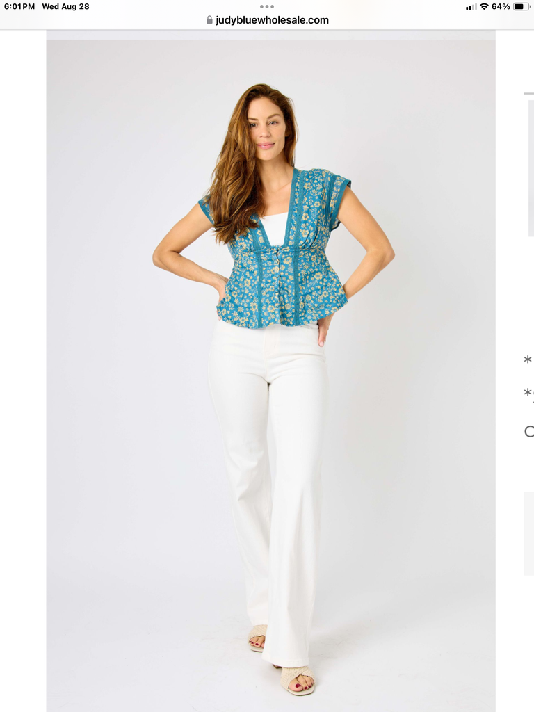 Judy Blue Straight Fit White Jeans